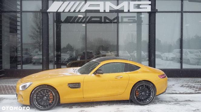 Krzysztof Rutkowski sprzedaje Mercedesa AMG GT S