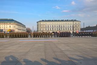 Promocja żołnierzy rezerwy na placu Piłsudskiego
