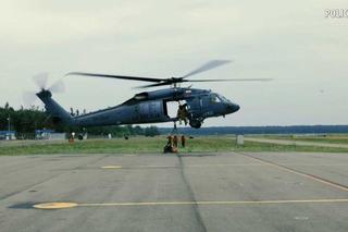 Widowiskowe pokazy lotnicze w Mielcu z udziałem policyjnego Black Hawka (zdjęcia i wideo)