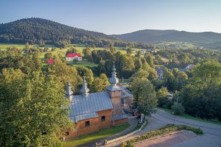 To dawna wieś królewska w Małopolsce. Słynie z najpiękniejszej cerkwi w regionie