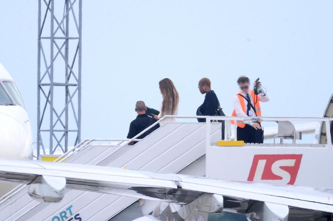 Jennifer Lopez wylądowała w Warszawie