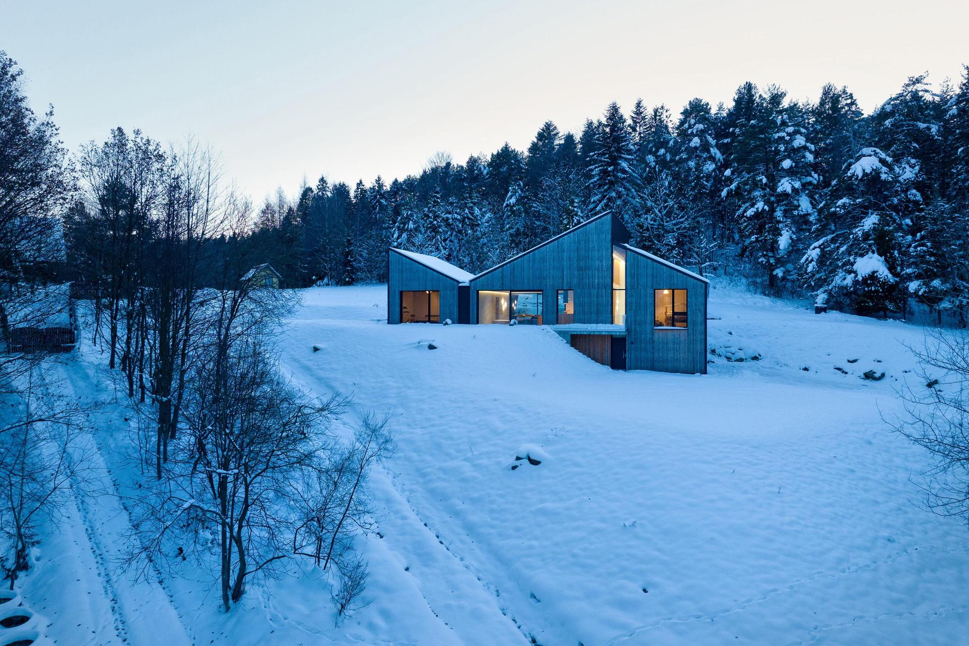 Dom ukryty w Beskidach