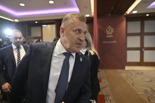 Kłopoty, kłopoty Cezarego Kuleszy! Nowy-stary prezes PZPN stracił swoją świtę, gorąco na wyborach