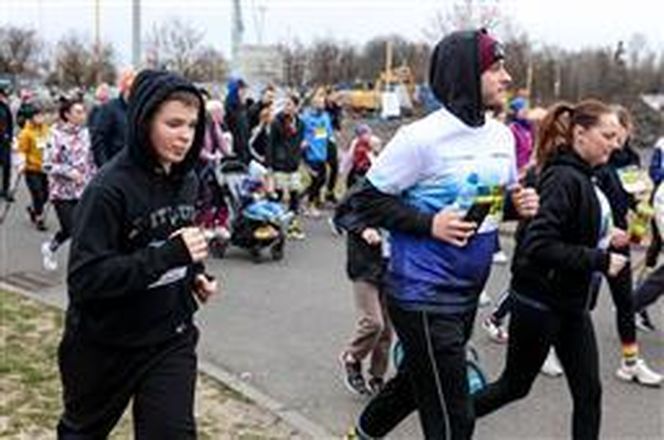 Setki osób pobiegło z okazji Światowego Dnia Zespołu Downa