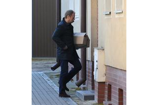 WYDOSTAŁ SIĘ Z BRUKSELI NA ŚWIĘTA.