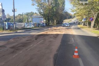 Na drogę wylało się paliwo. Gigantyczne utrudnienia w Rudzie Śląskiej