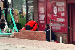 Spadł z wysokości i zmarł. Tragedia w Śródmieściu