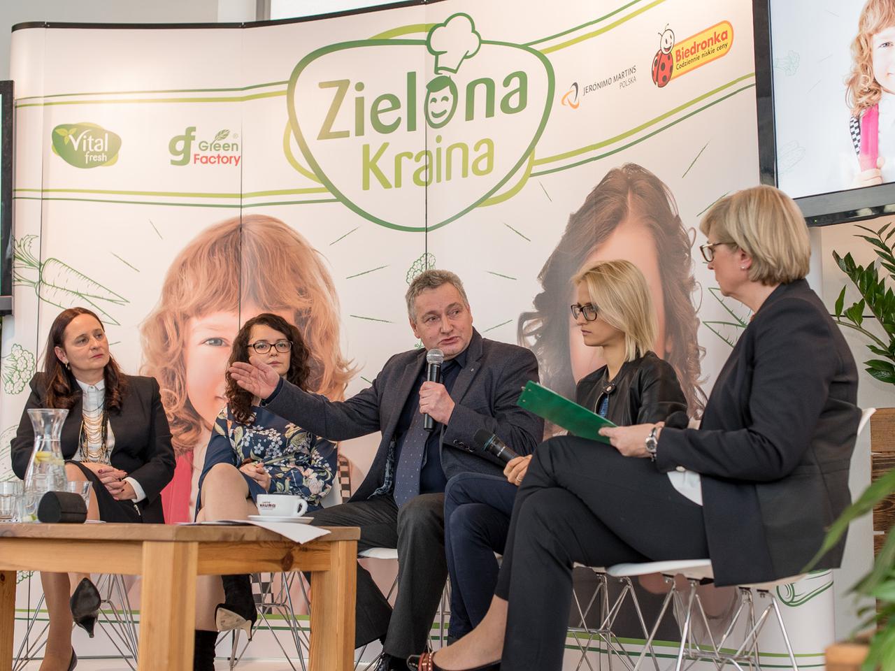 Sukces programu edukacyjnego Zielona Kraina – relacja z konferencji prasowej