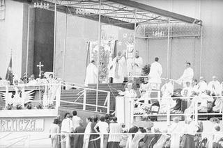 Pielgrzymki Jana Pawła II do Polski. Zobacz archiwalne zdjęcia!