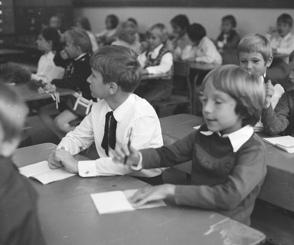 QUIZ. Te rymowanki znały dzieci PRL-u. Dziś już niewiele pamięta! 