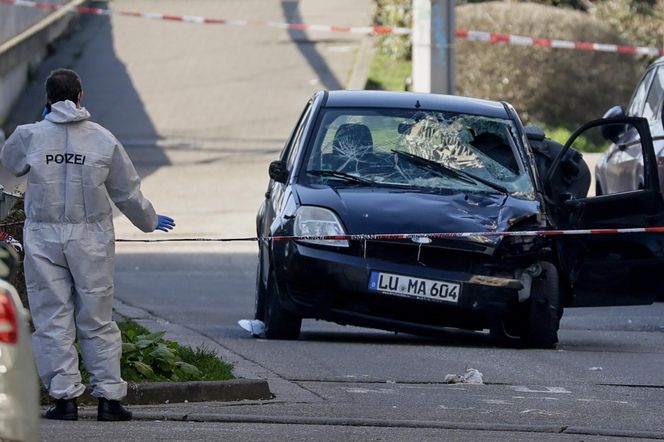 Samochód wjechał w tłum ludzi w Niemczech. Co najmniej jedna ofiara śmiertelna