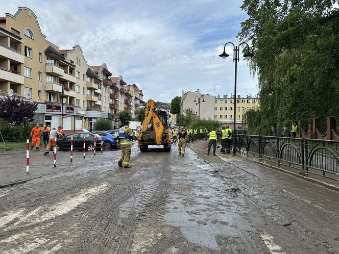 Ulewy i burze powracają. Żółte alerty w woj. warmińsko-mazurskim. Czy znowu czeka nas powódź?