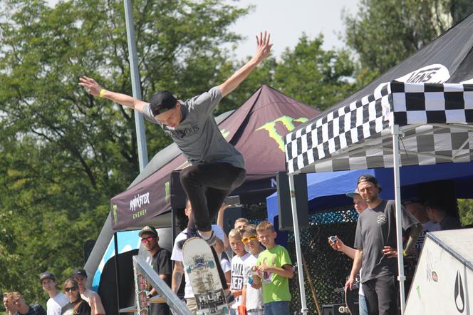 Dużo adrenaliny i przede wszystkim frajdy - to właśnie kwintesencja skateboardingu