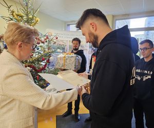   Medycy docenieni za pracę w święta. Fakt, że ktoś o nas pamięta, jest wzruszający