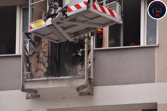 Pożar w centrum Warszawy. Balkon płonął jak pochodnia