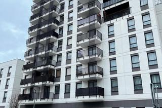 Zabójstwo 22-latka w Lublinie. Ojciec znalazł pod łóżkiem zwłoki syna. Sąsiedzi mówią o dziwnych hałasach 