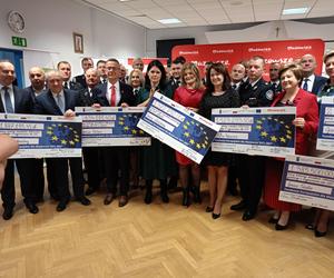 Dzięki wsparciu z Unii Europejskiej, w całym subregionie siedleckim za 48 mln zł zakupione zostaną 32 nowe wozy strażackie