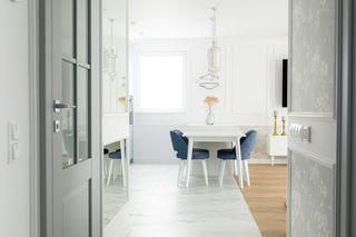 Mieszkanie w Ożarowie dla dwóch dojrzałych sióstr