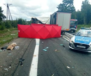Wypadek na DK6. Zderzyły się ciężarówki