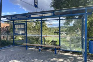 W Krakowie coraz częściej dochodzi do dewastacji przestanków