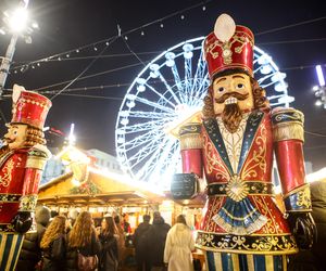 Świąteczna atmosfera na Rynku. Odwiedziliśmy katowicki jarmark bożonarodzeniowy