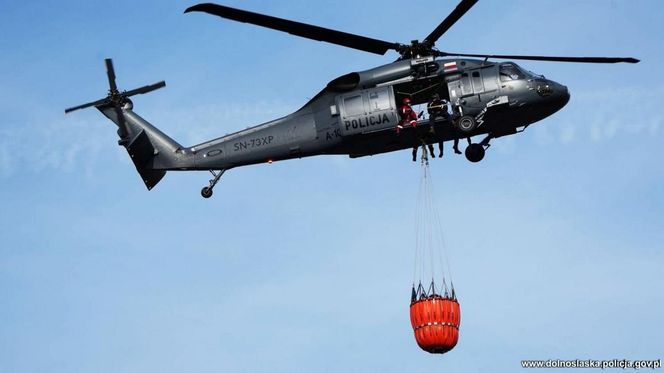 Wrocław. Ćwiczenia na terenie Portu Lotniczego im. Mikołaja Kopernika [ZDJĘCIA].