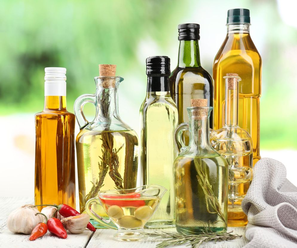 Oliwa, rzepakowy, lniany? Sprawdź, który olej naprawdę obniża cholesterol LDL