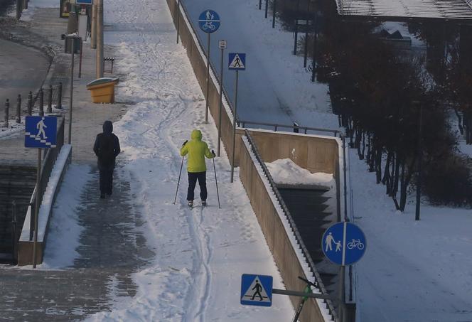 Kiedy przestanie padać śnieg w Warszawie?