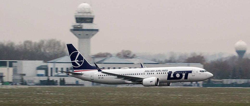Boeing 737 MAX 8
