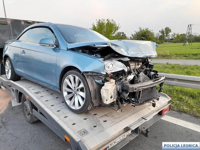 Legnica. 58-latek z volkswagena zszokował innych kierowców. Wszystko się nagrało [ZDJĘCIA]