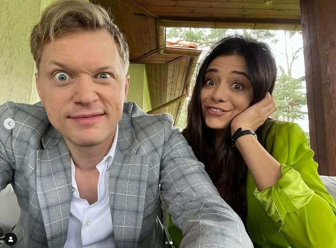 M jak miłość na planie. Iza (Adriana Kalska), fotograf (Philippe Tłokiński)