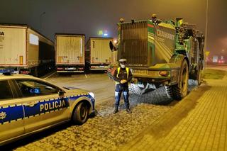 Po autostradzie A1 jechał 32-tonowym rębakiem