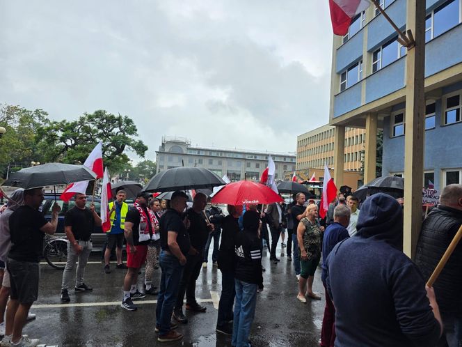 Protest Konfederacji w Siedlcach zgromadził ok. 600 osób