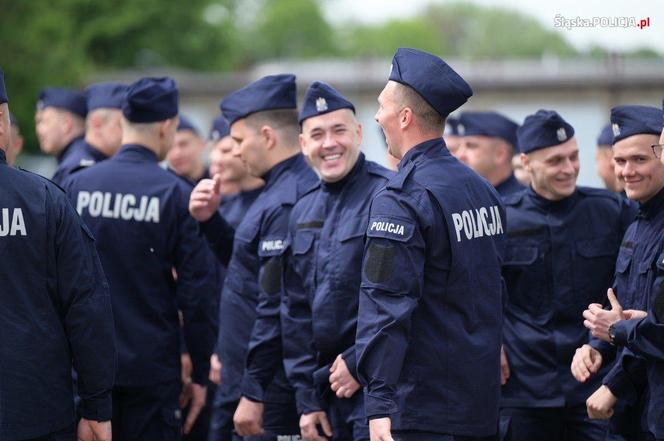 Uroczyste ślubowanie 69 nowych policjantów  w Oddziale Prewencji Policji w Katowicach