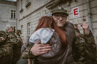 Przysięga nowych żołnierzy 2 LBOT