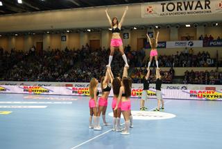 Dziewczyny z Bell Arto Cheerleaders