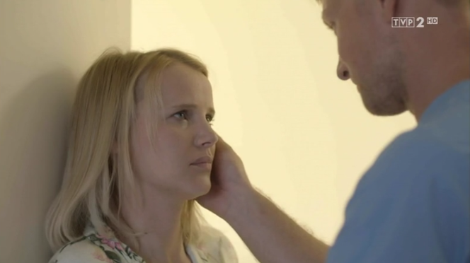 O mnie się nie martw 7 odcinek 6, Iga (Joanna Kulig), Kuba (Jakub Wesołowski)
