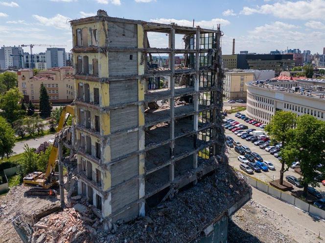 Rozbiórka wieżowca Gazowni Łódzkiej pzry ul. Uniwersyteckiej w Łodzi