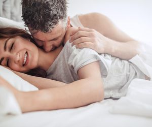 Co lubią kobiety w łóżku? Te pozycje przynoszą im najwięcej satysfakcji