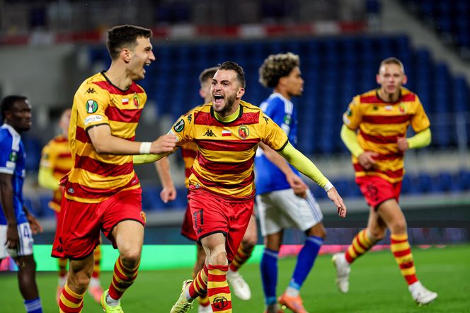 Jagiellonia wywalczyła remis ze Strasbourgiem! Szczęście dopisało drużynie Adriana Siemieńca