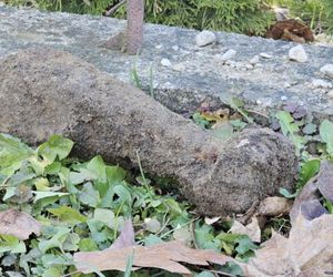 Groźny niewybuch w centrum Tuchowa. Na miejce wezwano saperów