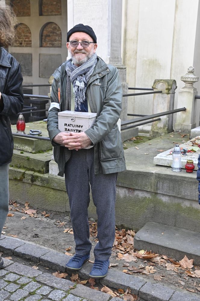 Gwiazdy kwestują na Powązkach