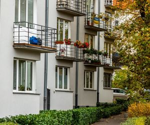 Blok przy ul. Słonecznej 50 w Warszawie