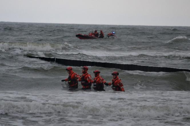 Kołobrzeg: Alarm dla służb ratowniczych. Akcja poszukiwawcza na Bałtyku [ZDJĘCIA]