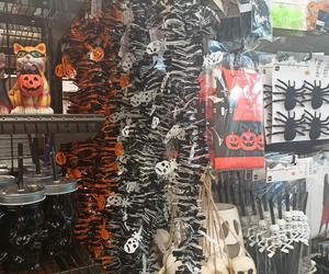 Halloween w sierpniu. Producenci nie tracą czasu!