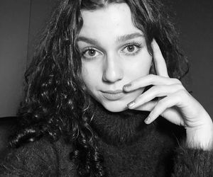 Prawie sięgnęła po koronę Miss World! Tak Maja Klajda wyglądała jako nastolatka. Bez grama makijażu i w tej fryzurze trudno ją rozpoznać