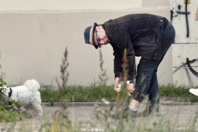 Zbigniew Zamachowski walczy z komarami