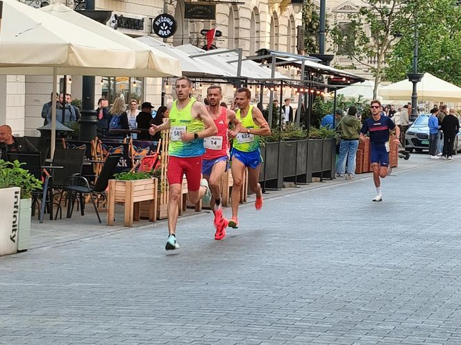 Rossmann Run 2025. Tłumy biegaczy wzięły udział w biegu ulicą Piotrkowską