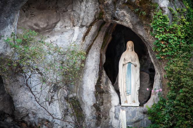 Figura Matki Bożej z Lourdes Matka Boża Boska grota