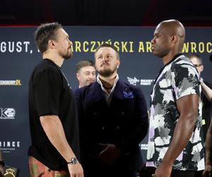 Dzikie tłumy w Warszawie! Ołeksandr Usyk po raz pierwszy spotkał się twarzą w twarz z rywalem, piękne słowa mistrza świata wagi ciężkiej